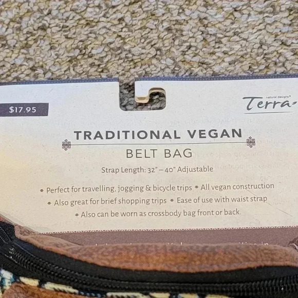 Terra Vegan Belt Pack NWT - Picture 2 of 3